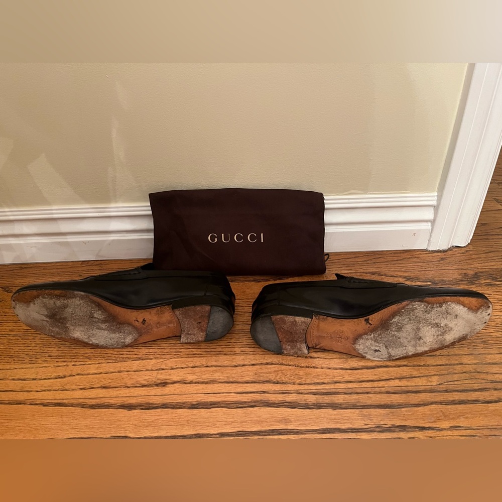 Gucci Men's Black Leather Slip-On Loafers - Picture 5 of 12